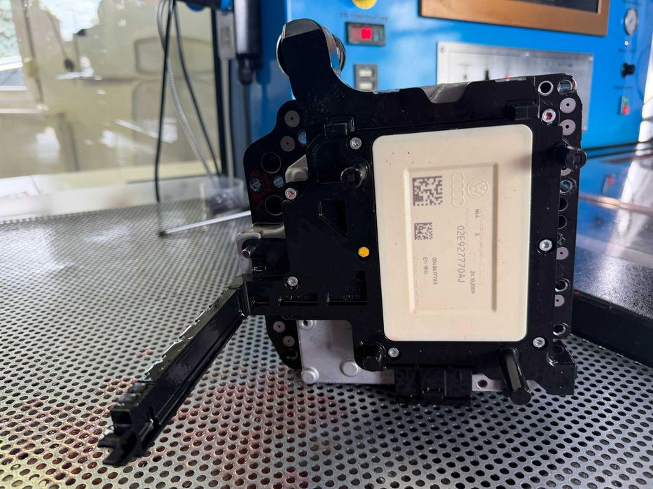 Ремонт DQ250 DSG GEN 1 GEN 2 Мехатронік 02E927770 перевірений блок