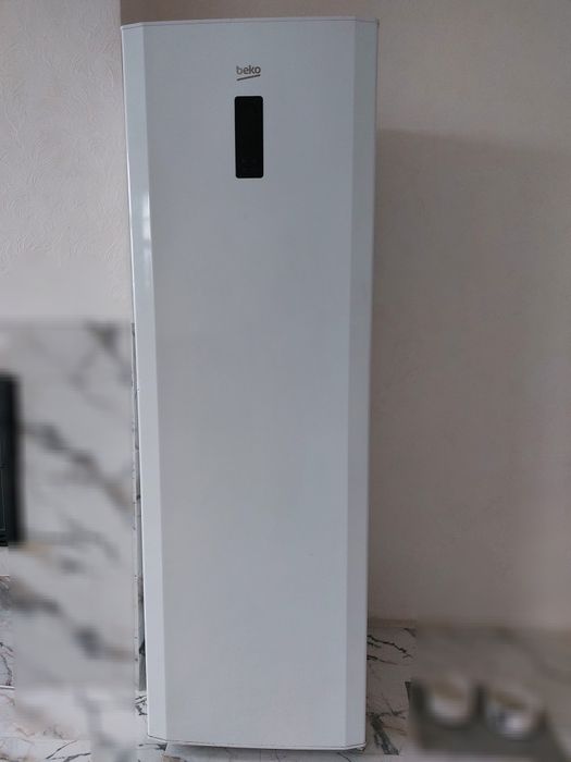 Морозильна камера морозилка  Вeko FN 126420