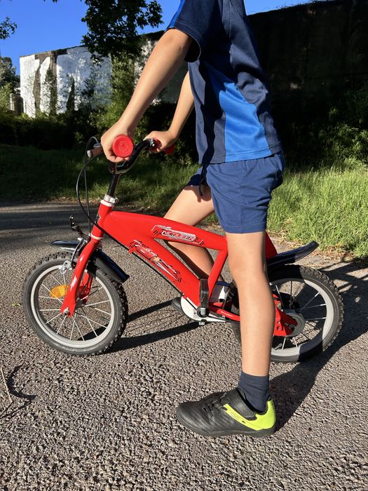 Bicicleta Roda 14 - 4-7anos faisca mcqueen