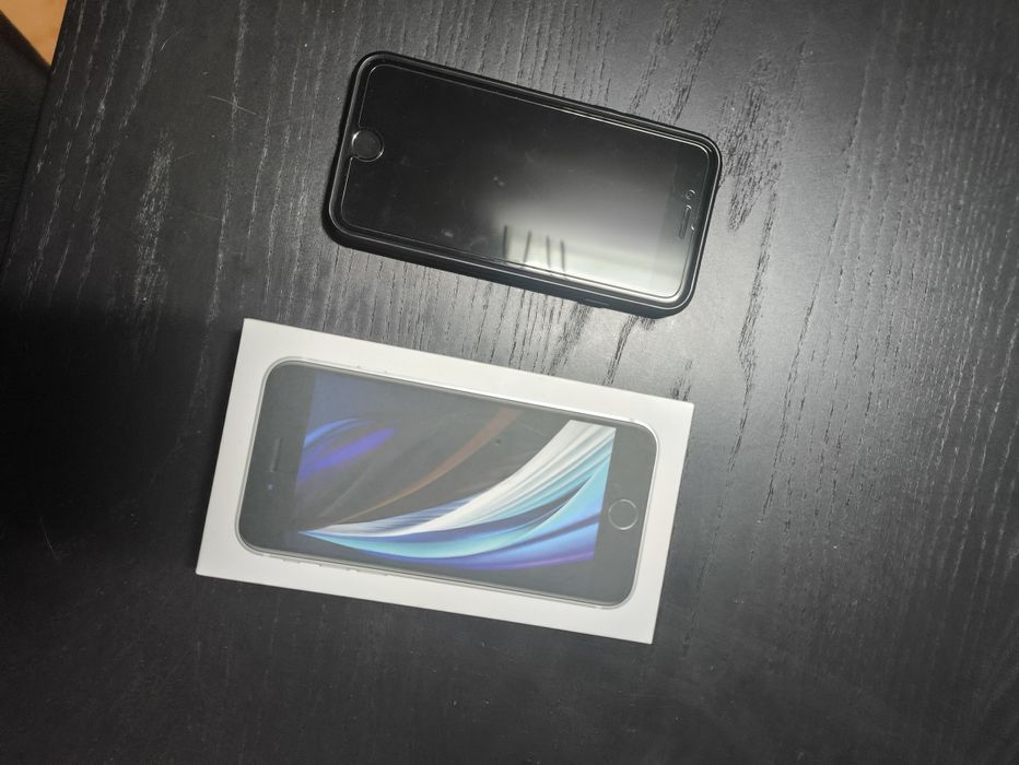 iPhone SE 2020 2ª geração 128GB
