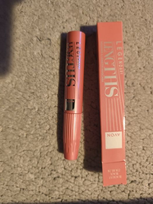AVON Tusz do rzęs - LEGENDARNA DŁUGOŚĆ black/czarny