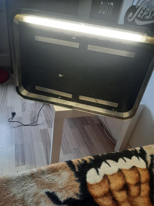 Reklama świetlna podświetlana