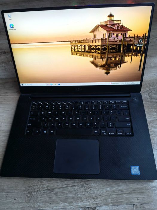 DELL XPS 15,6" Intel Core i7 - 7700 HQ 16GB/512GB super stan