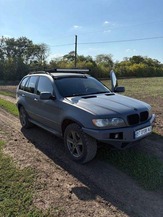 Продам BMW x5 2003 року на автоматі 3.0 дизель