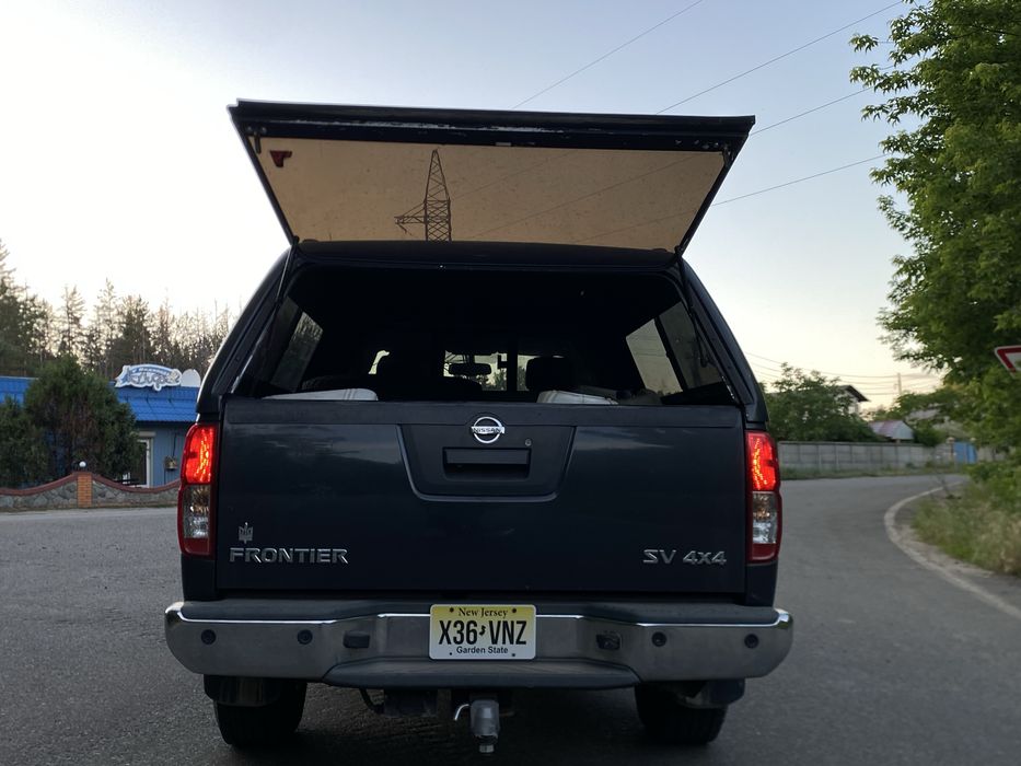 Nissan Frontier SV 4x4