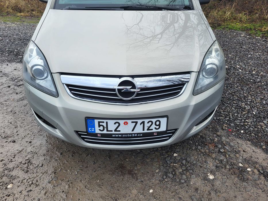 Фари бі-ксенон Опель Opel Zafira B рестайлінг колір Z168: 100 грн ...