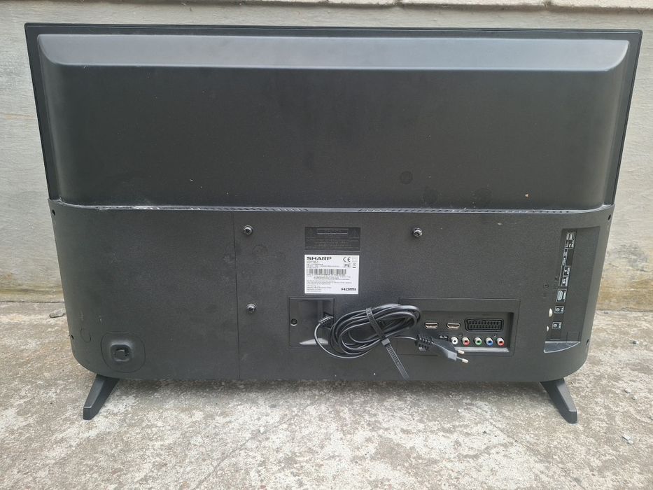 Telewizor SHARP 32BB3E Harman Kardon Sound system