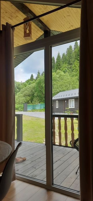 Котедж біля лісу 2