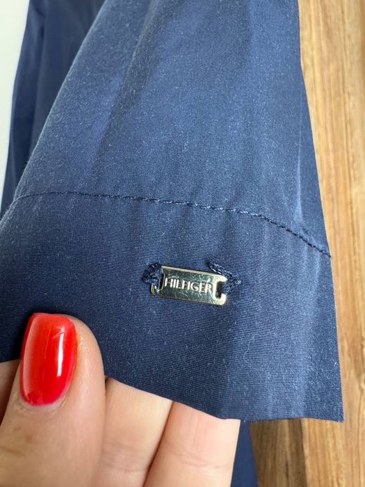 Damski trencz płaszcz granatowy Tommy Hilfiger S klasyczny do kolan