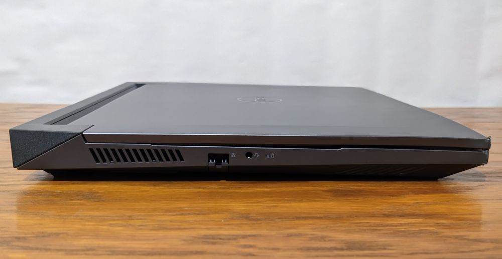 Dell G16 7630 rtx4070 i9-13900hx 240hz 2k