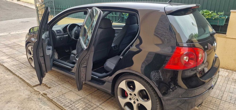 VOLKSWAGEN Golf GTI Aceito trocas