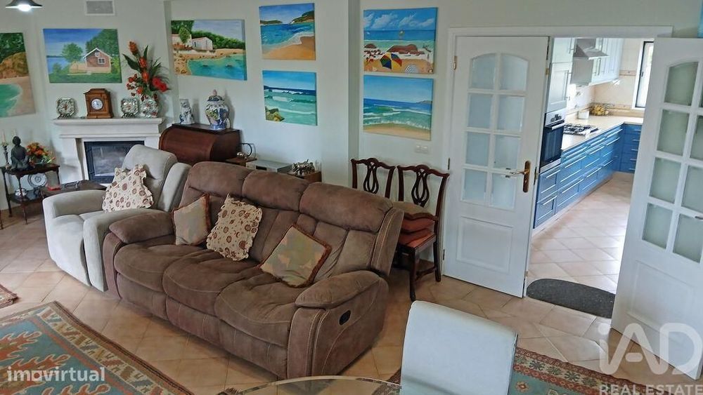 Casa / Villa T3 em Alvorninha de 150,9 m2