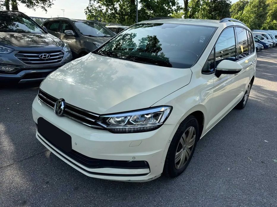 Volkswagen Touran      2018