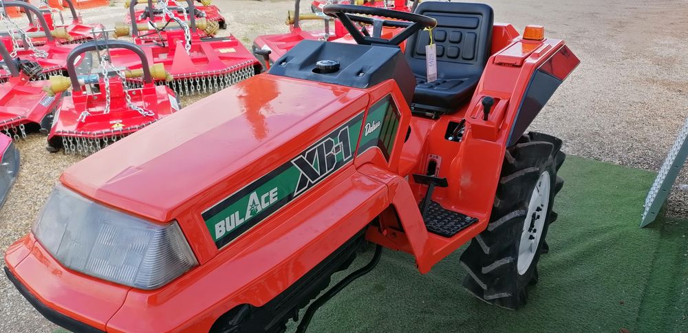 KUBOTA XB-1 /4X4 /3 cilindros 16cv/frese