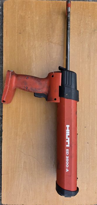 Wyciskacz do kleju mas HILTI ED 3500 A
