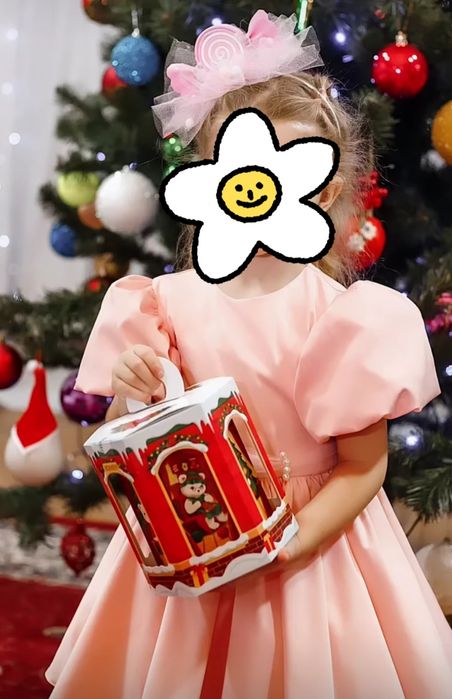 Сукня на дівчинку