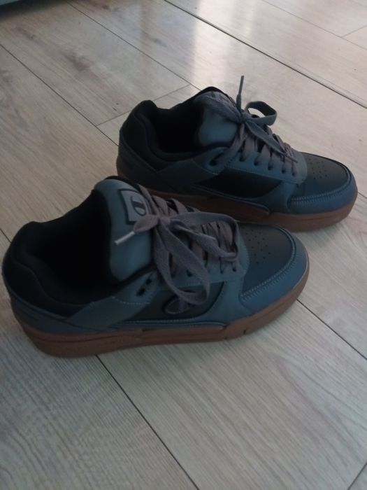 Buty chlopiece nowe rozmiar 42