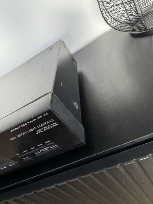 Odtwarzacz cd Sony CDP-209