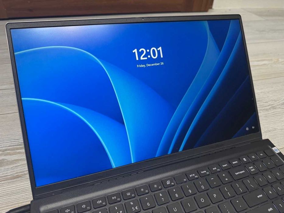 Laptop Dell Vostro 5515 15,6 Ryzen 3 5300U 16GB 256GB