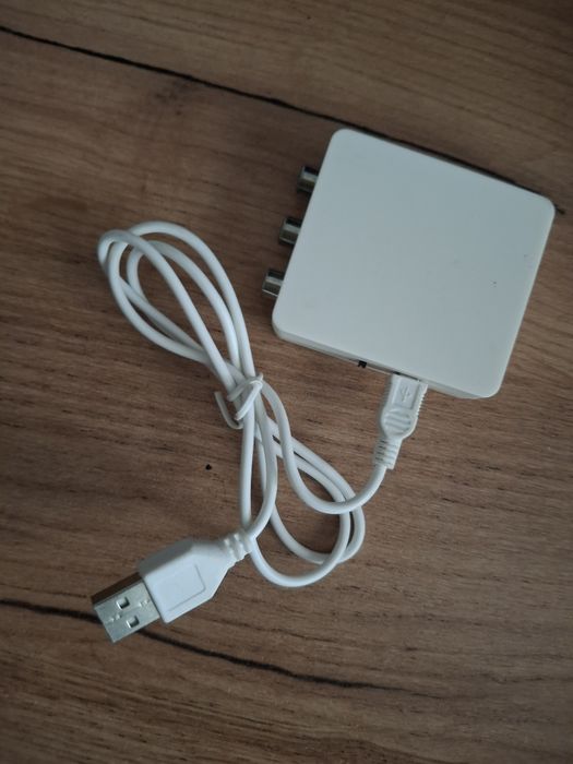 Міні конвертер HDMI в AV з USB кабелем