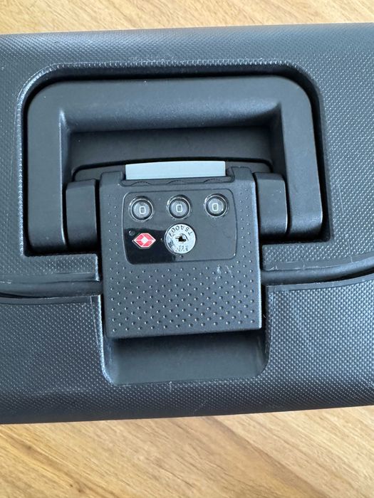 Mala de viagem de cabine American Tourister Preta