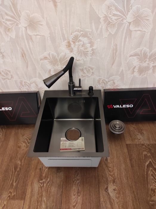 Мойка на кухню Акция! -17 % фирма Platinum  Valeso 40*50- 3 mm. hendma