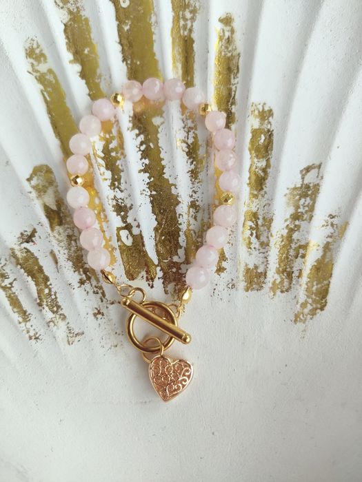 Bransoletka kwarc różowy zapięcie toggle serduszko