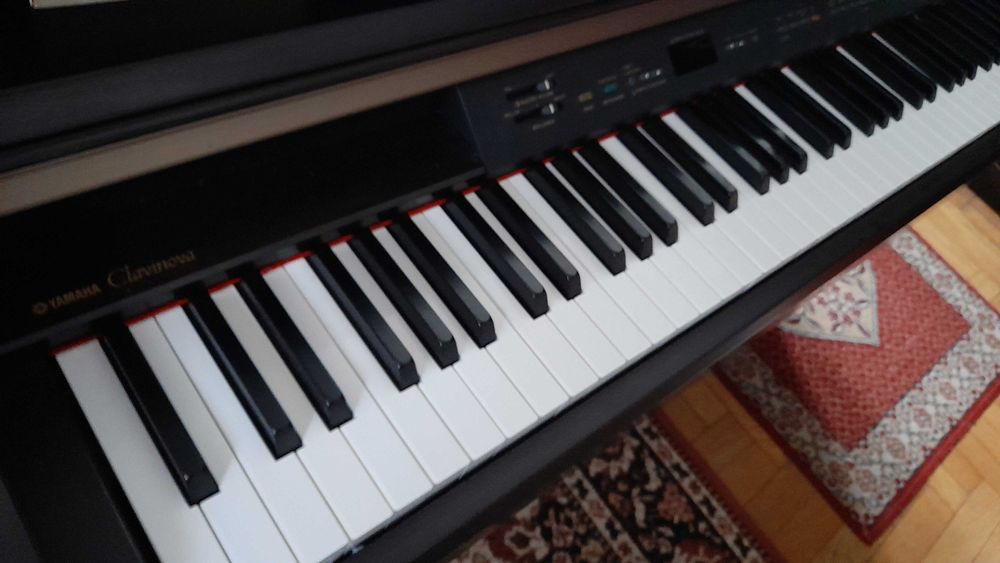 Piano Yamaha CLP 930