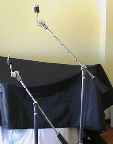 Bateria: tripés de preto, tarola - Gibraltar 8713UA Snare/Tom Stand Flat - NOVO