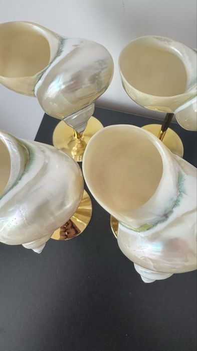 Kieliszki muszle masa perłowa złota stópka do szampana drinków NOWE