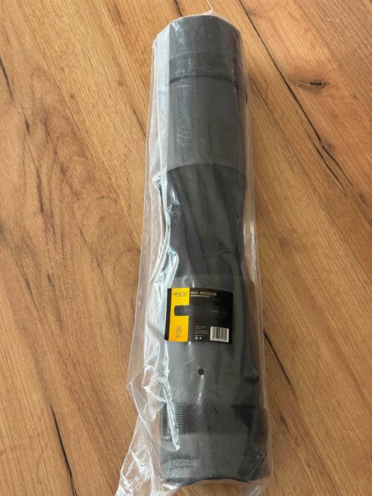 Nowy ochraniacz na gryf / sztangę 4FIZJO Neck Protector osłona pianka