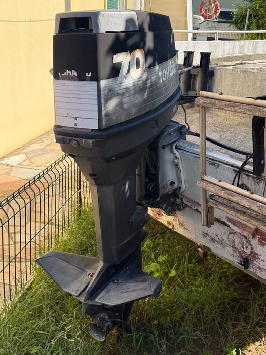 Motor TOHATSU para Barco