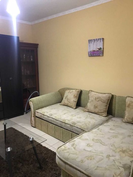 Здам будинок 2 поверхи ,80 м 3 Слобідська,є заїзд