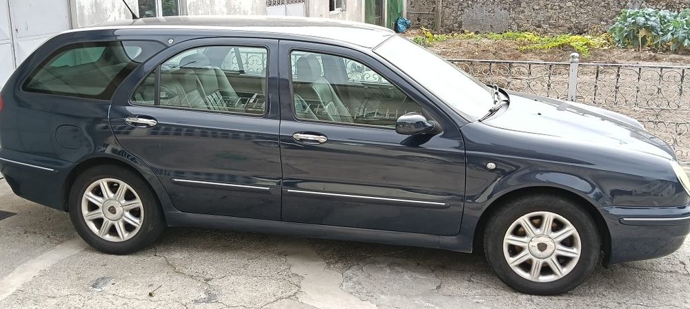 Lancia Lybra 1.9 2001
