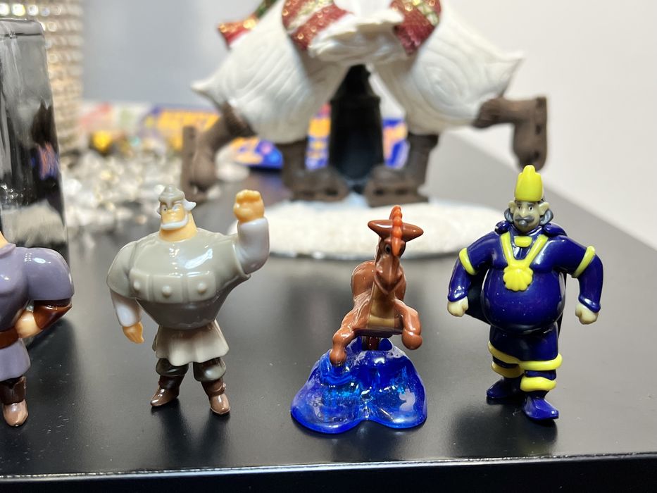 Три богатыря и морской царь киндер