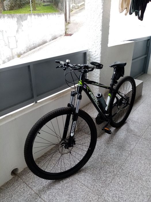 Bicicleta btt como nova poucos km
