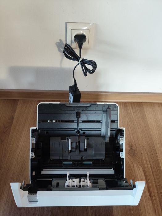 Skaner EPSON DS-780N mały przebieg
