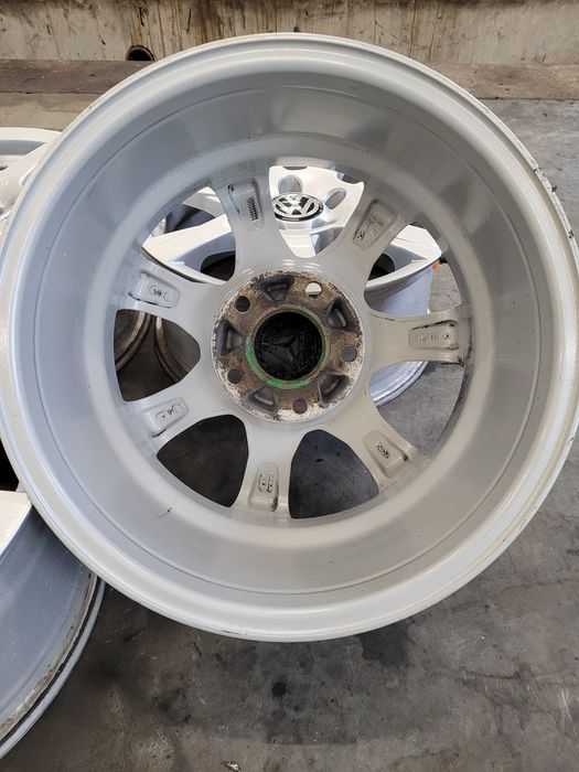 Felgi Aluminiowe volkswagen t 5 r 16 komplet 5 x 120