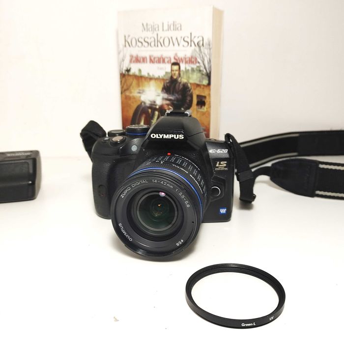Cyfrowa Lustrzanka OLYMPUS IS E 620 z lens Zuiko 14-42mm 1:3,5-5,6 4/3