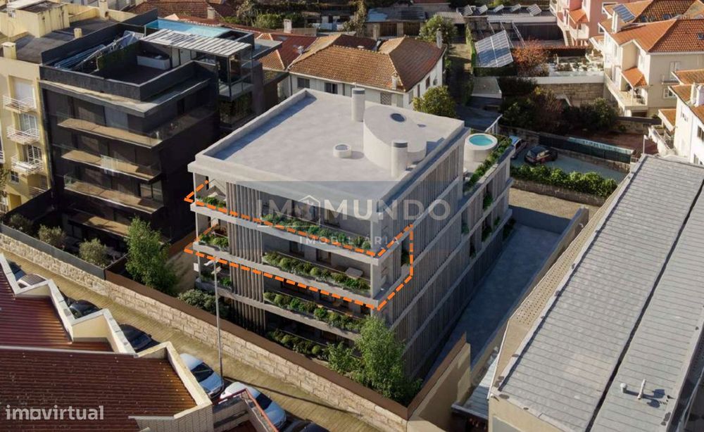 Luxurious New 3-Bedroom Apartment with Spacious Balcony: Boavista Closed Condominium (Porto)