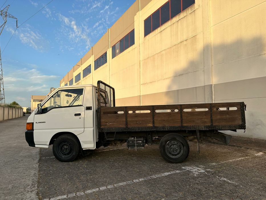 Mitsubishi L300 2000
