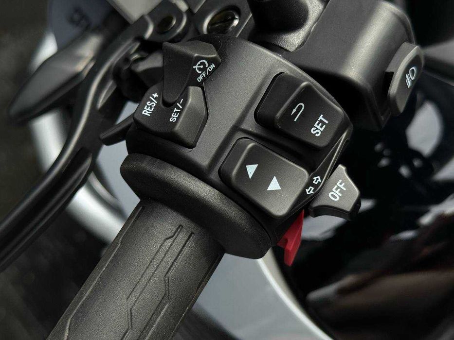 Мотоцикл CFMOTO 800MT Sport
