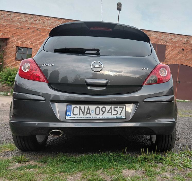 Opel Corsa D 2011