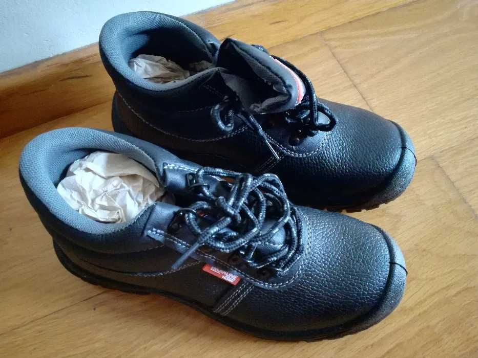 Botas biqueira de aço novas