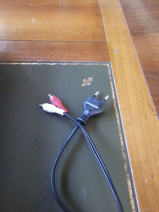 Gramofon Denon DP-300F plus gratis vinyl winyl