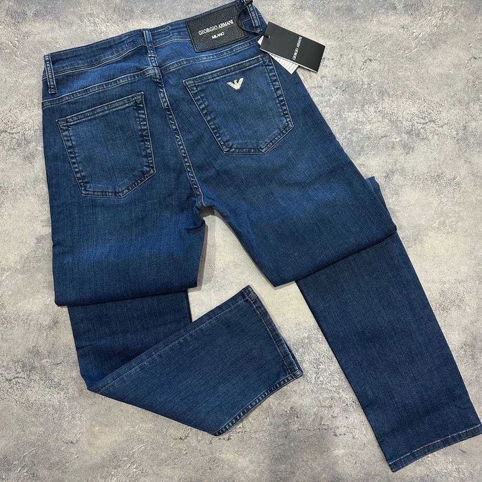 Якісні чоловічі сині джинси Армані)