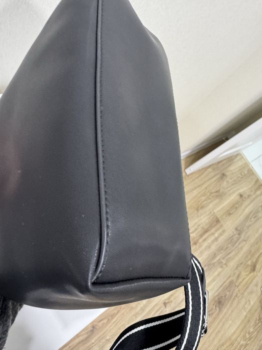 Чорний рюкзак tommy hilfiger tomy jeans