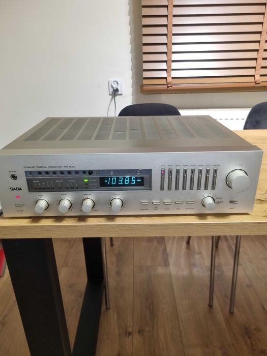 Amplituner Saba RS930