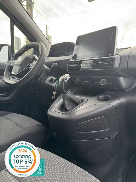 Peugeot Partner 3 lugares 2021 C/ 22 mil kms