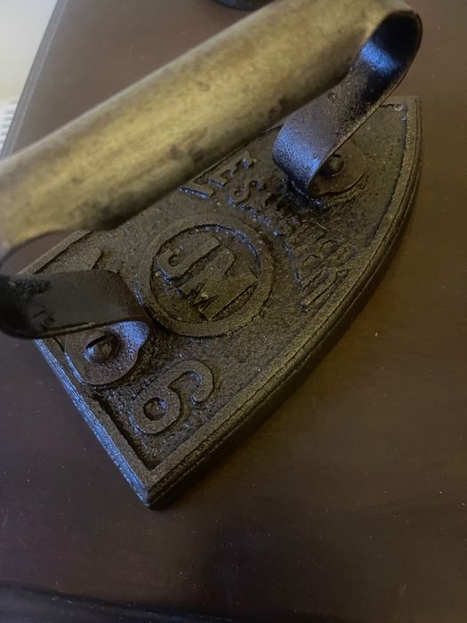 Ferros antigos de coleção